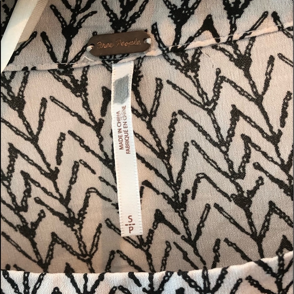 Free People Star Aligned Bell Sleeve Crop Top - Picture 14 of 15